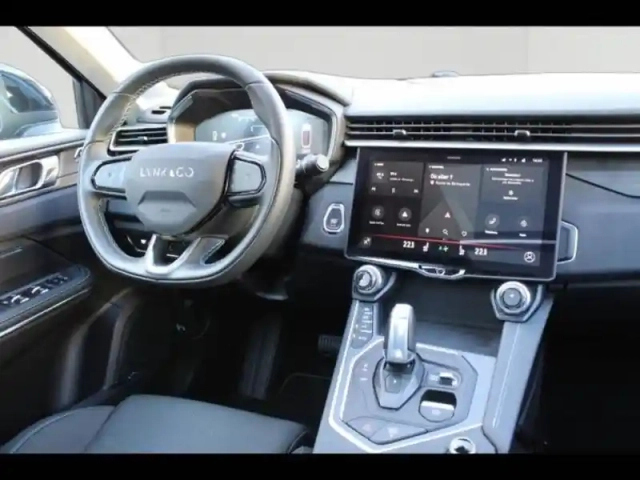 Lynk&Amp;Co 01 1.5 phev 261ch dcth 7 — photo 8