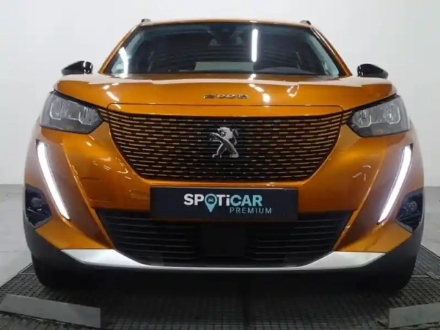 Peugeot 2008 e- 136ch roadtrip — photo 3