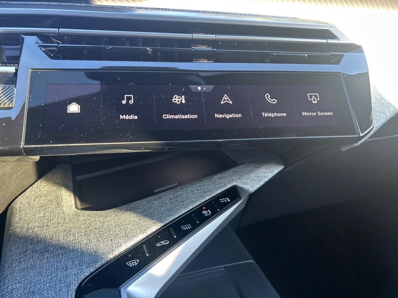 Peugeot 3008 1.2 hybrid 136ch allure e-dcs6 — photo 16