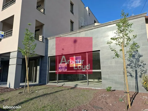 Local commercial 49 m² CLERMONT-FERRAND