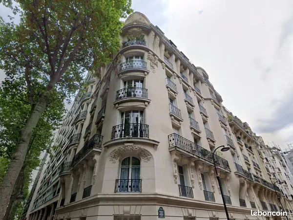 Studio 1 pièce 14 m²