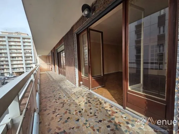 Appartement 5 pièces 141 m²