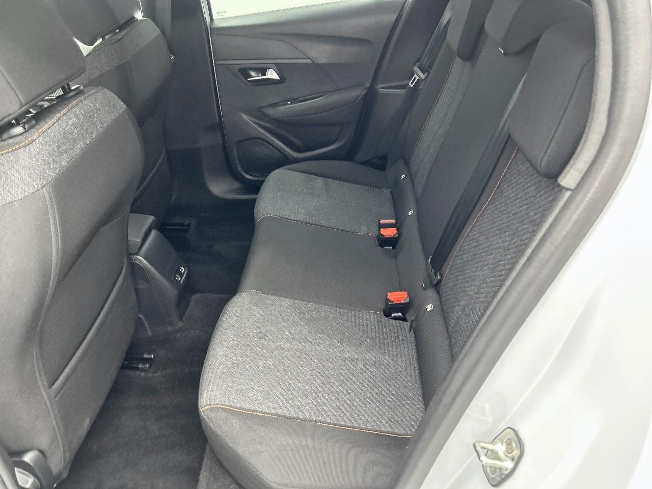 Peugeot 208 100 s&s bvm6 business — photo 13