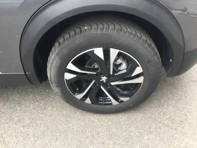 Peugeot 2008 puretech 130 s&amp;s bvm6 — photo 23