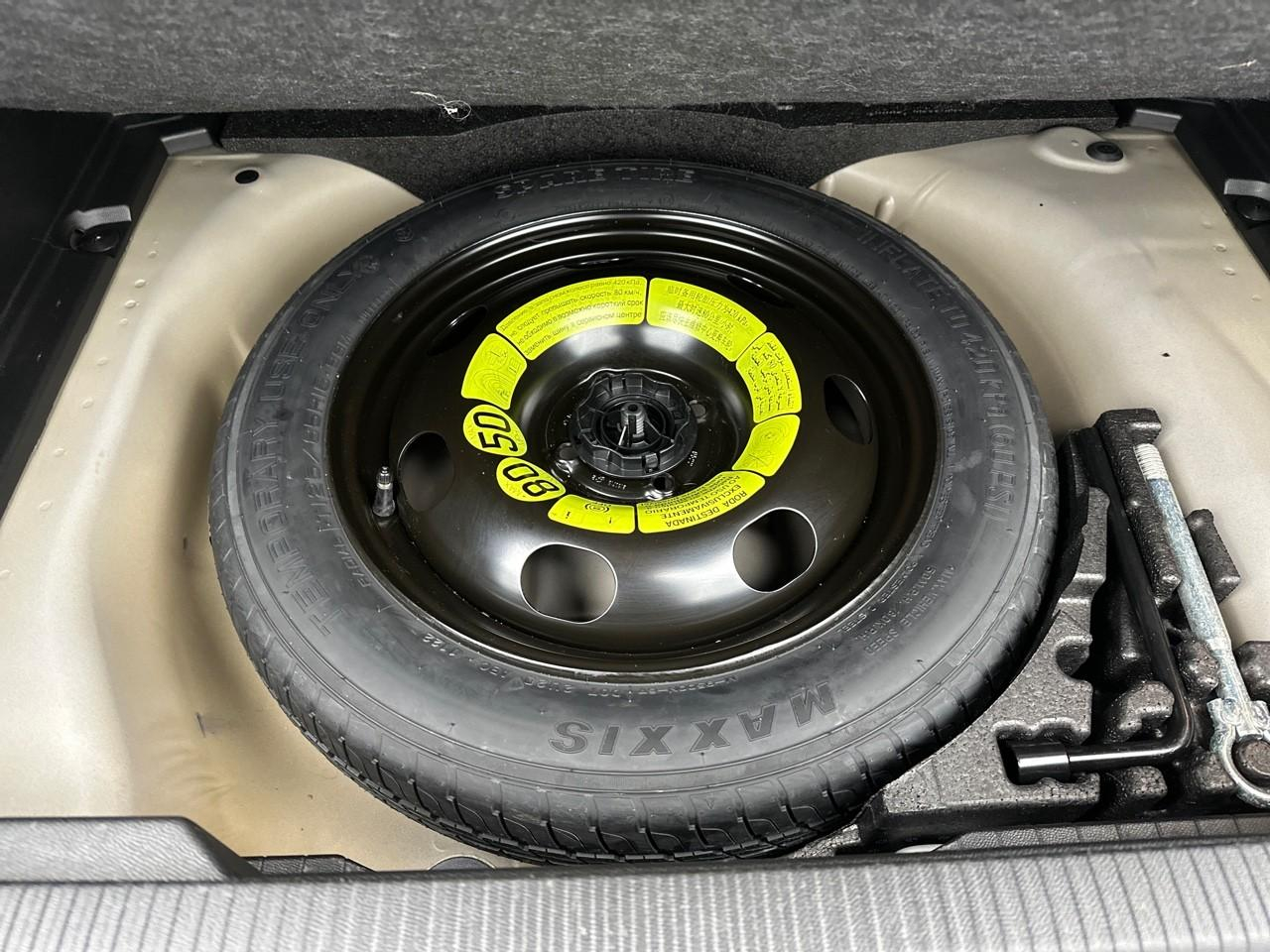 Peugeot 2008 puretech 130 s&s eat8 allure pack — photo 35