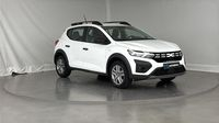 Dacia Sandero 1.0 TCe 90ch Stepway Essential — photo 3
