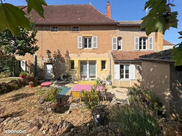 Maison de village 7 pièces 200 m²
