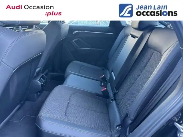 Audi Q3 sportback 35 tdi 150 ch s tronic 7 — photo 17