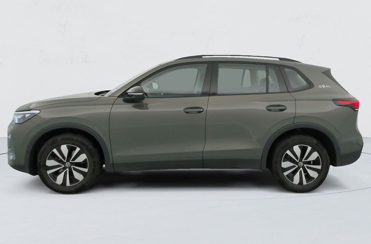 Volkswagen Tiguan — photo 2