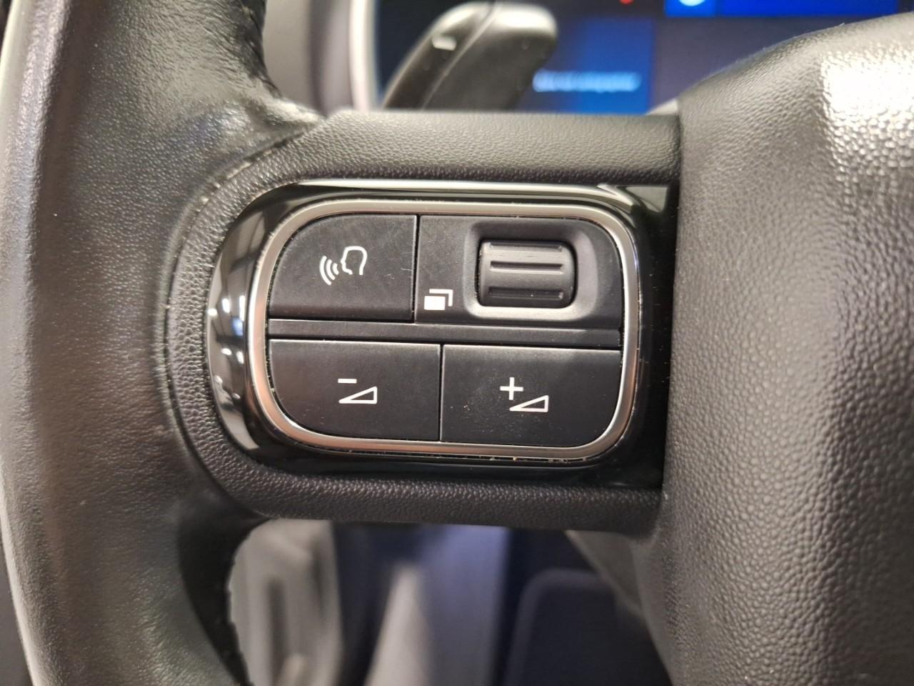 Citroën C5 Aircross hybride rechargeable 225 s&s e-eat8 c-series — photo 20