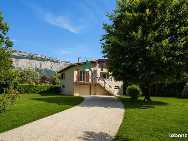 Maison 5 pièces 130 m²