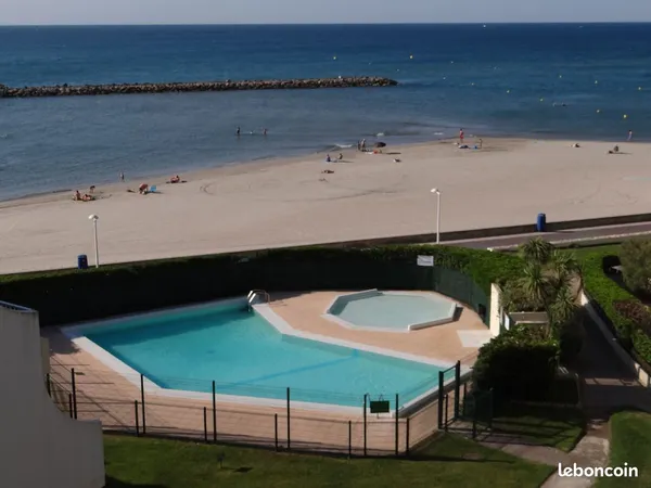 Un coin de paradis à 150 m de la mer, pied à terre les pieds dans l'eau
