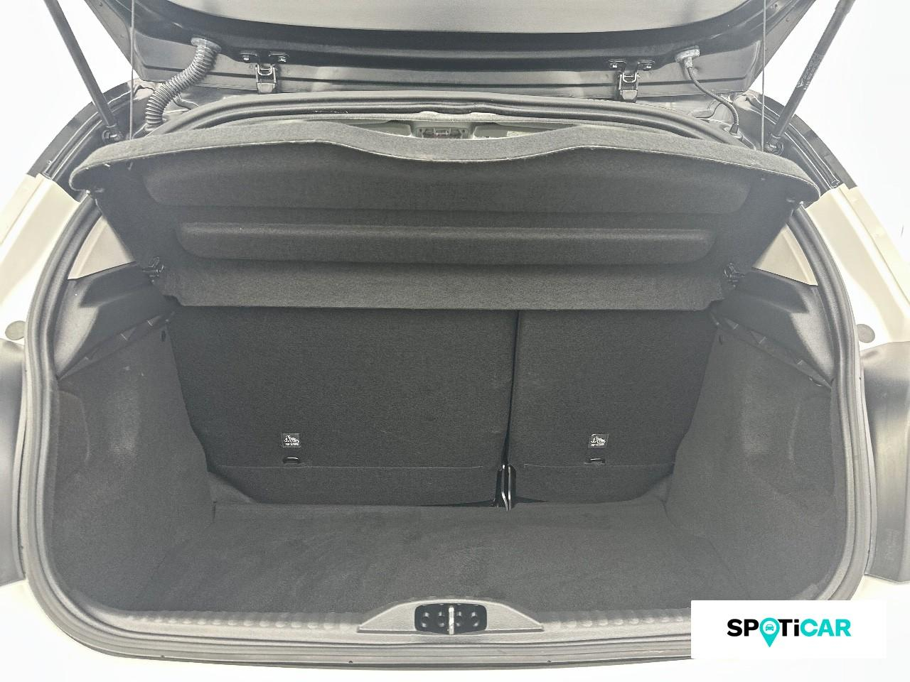 Citroën C3 1.2 puretech 83ch s&s shine — photo 6