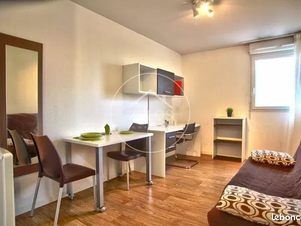 Studio 1 pièce 20 m²