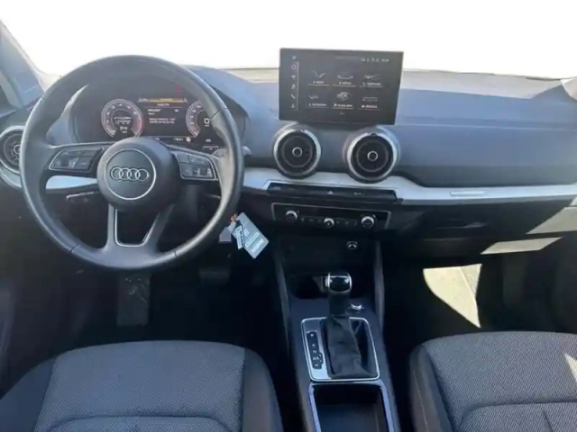 Audi Q2 35 tfsi 150 s tronic 7 design — photo 8