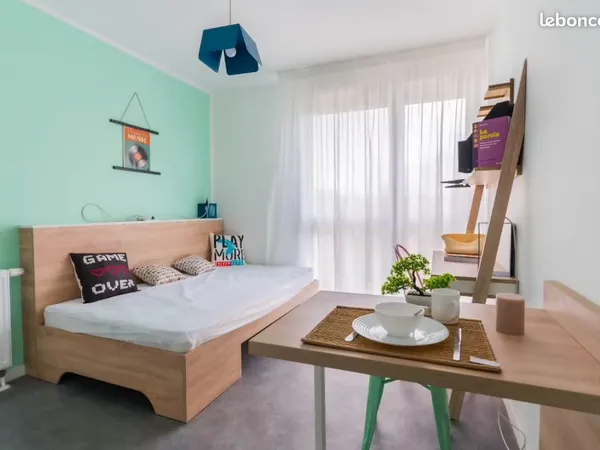 2 chambres disponibles en colocation à Antony: 690 par chambre, toutes charges comprises