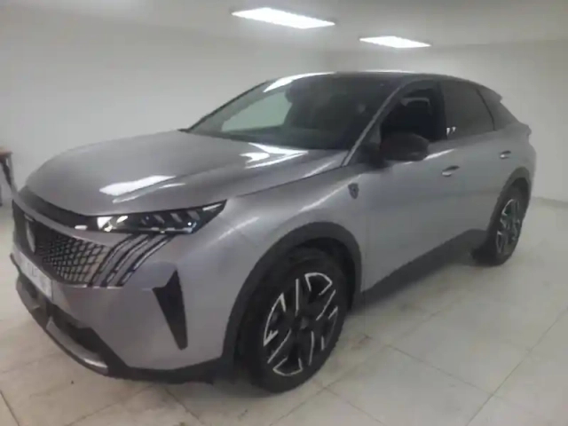 Peugeot 3008 hybrid 145 e-dcs6
