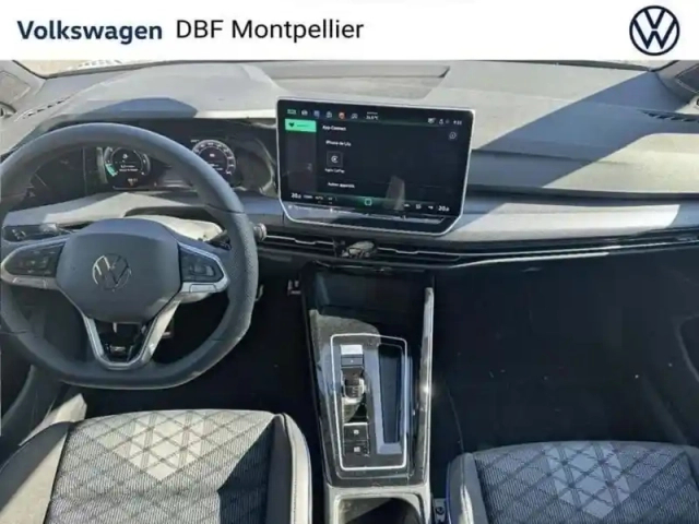 Volkswagen Golf 8 sw fl 2.0 tdi 150ch dsg7 r line — photo 9