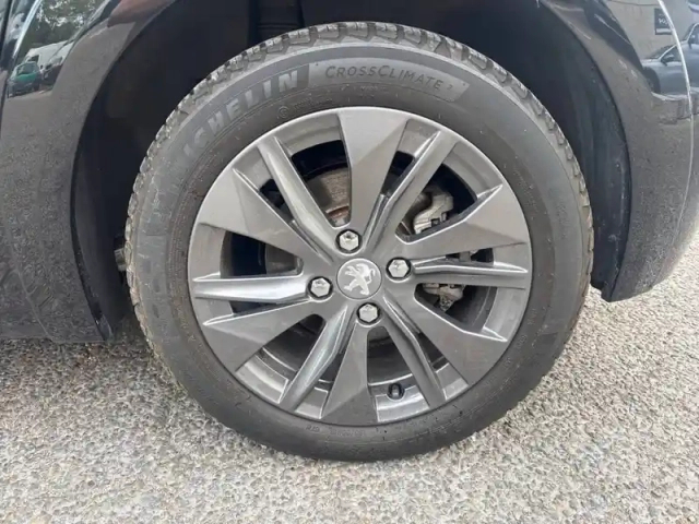 Peugeot 208 electrique 50 kwh 136ch — photo 11