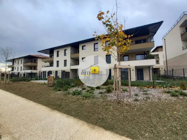 Stationnement Location Saint-Pierre-de-Chandieu   130€