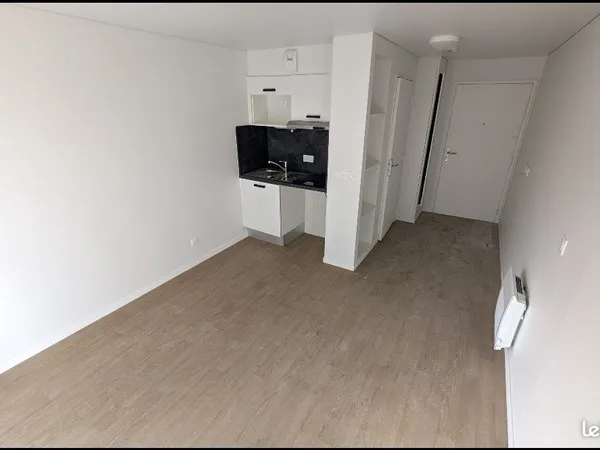 Studio 1 pièce 18 m²
