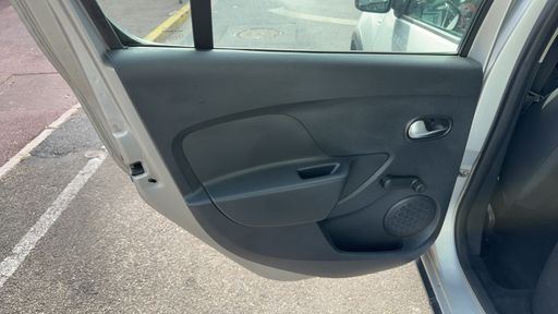 Dacia Sandero 1.0 SCe 75 - Urban Stepway – 2018 – 22107 km – Essence – Boîte Manuelle — photo 12