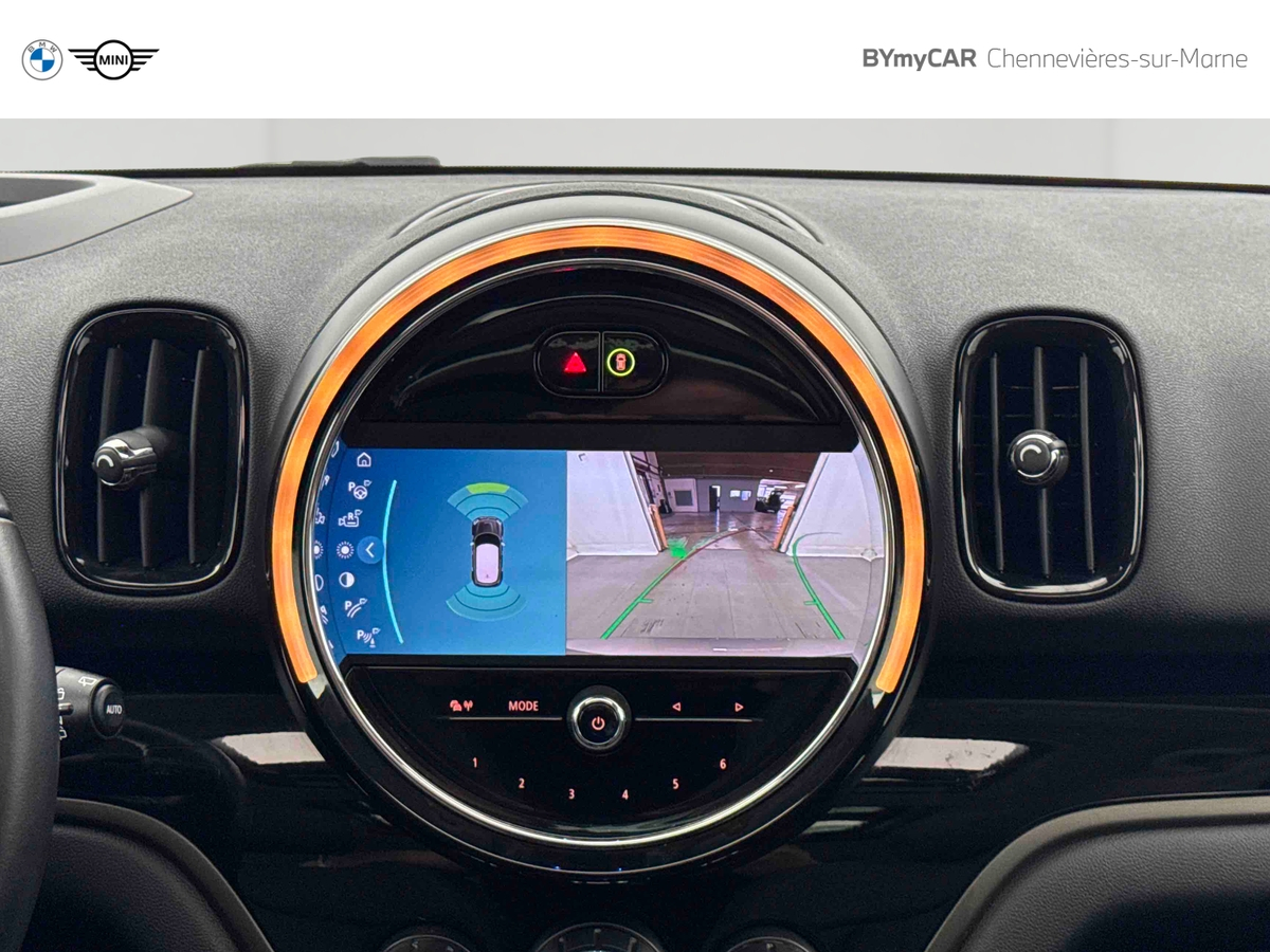 Mini Countryman 125 - 95 ch ALL4 BVA6 — photo 22