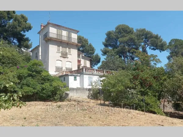 Demeure 6 pièces 250 m²