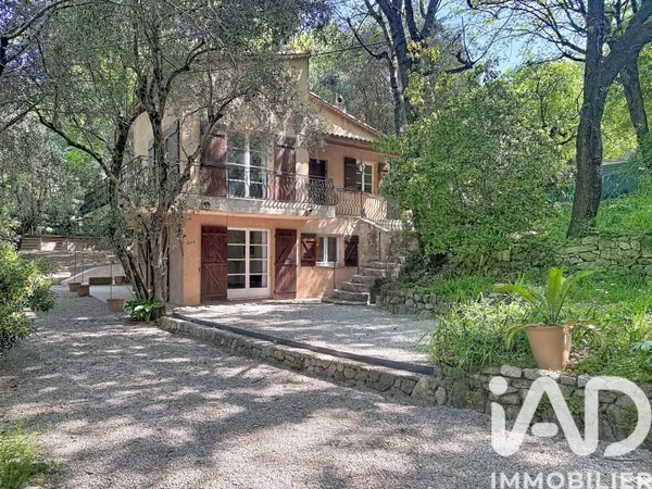 Maison 6 pièces 140 m²