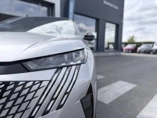 Peugeot 3008 plug-in hybrid 195 e-dcs7 — photo 91