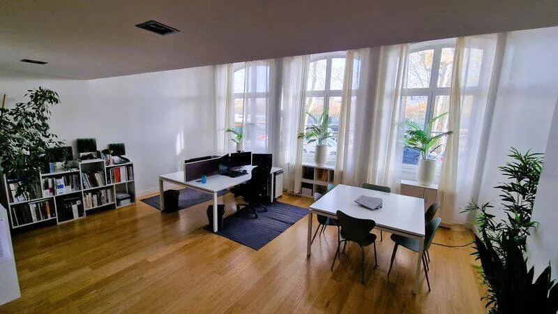 Photo 3