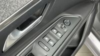 Peugeot 3008 1.5 BlueHDi 130ch E6.c Allure Business S&S EAT8 — photo 19