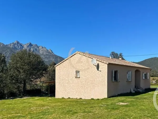 Maison de plain-pied 5 pièces 87 m²
