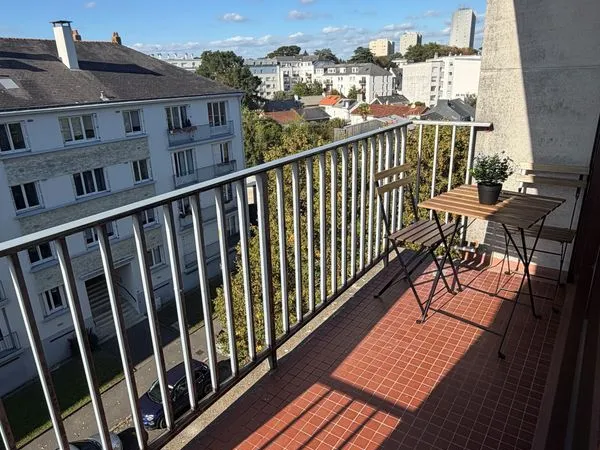 A louer grand T1 - 29 m2 Nantes Tortière balcon / parking