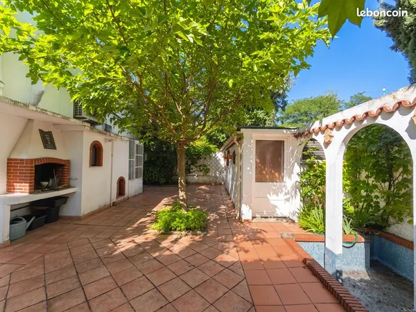Maison 8 pièces 190 m²