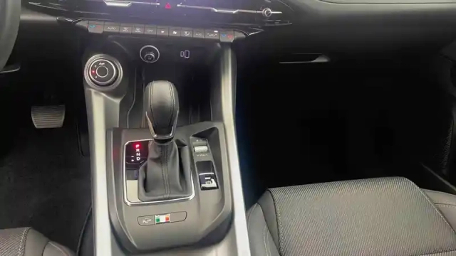 Alfa Romeo Tonale 1.5 hybrid 130 ch tct7 — photo 20