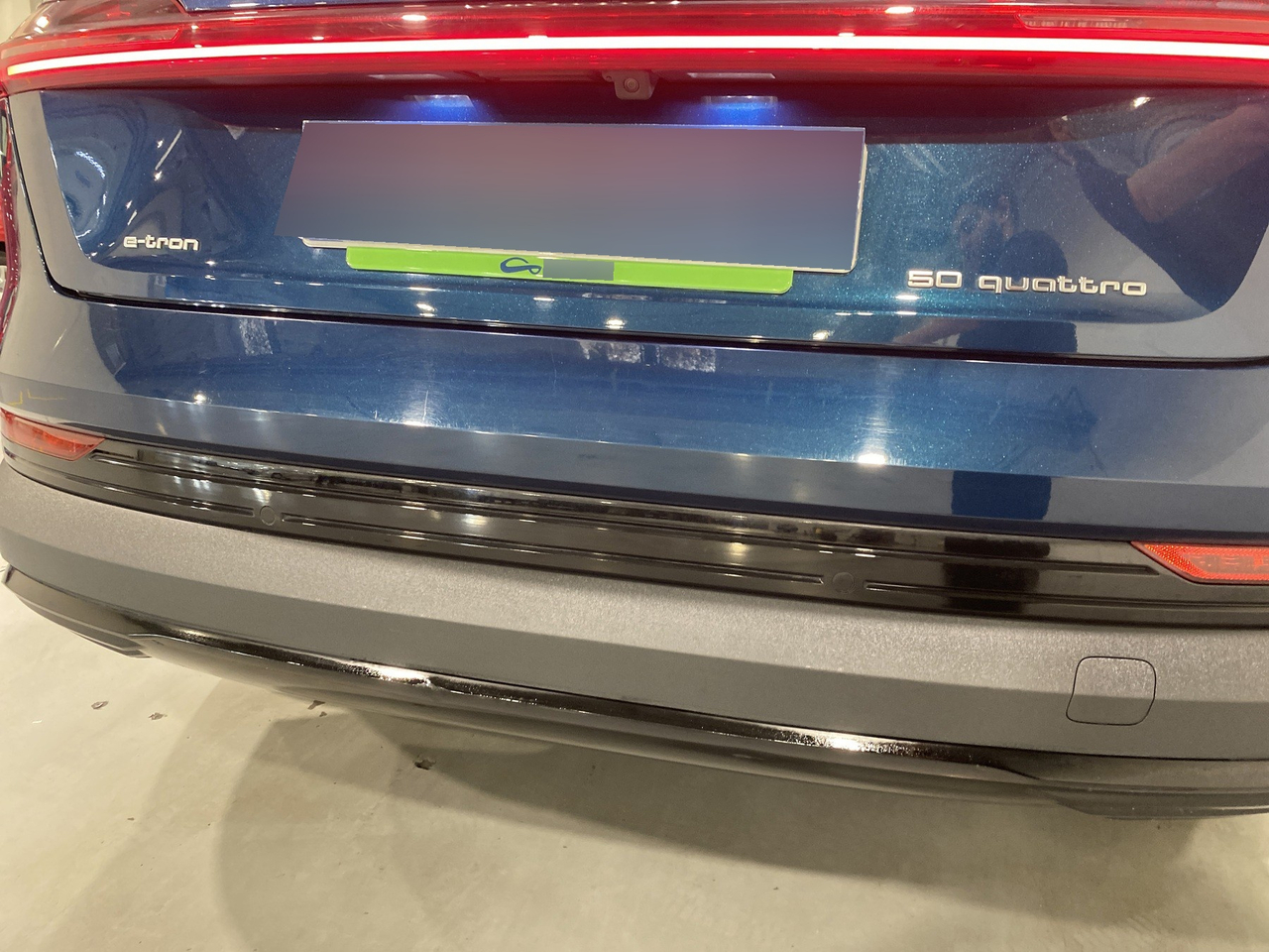 Audi e-tron — photo 55