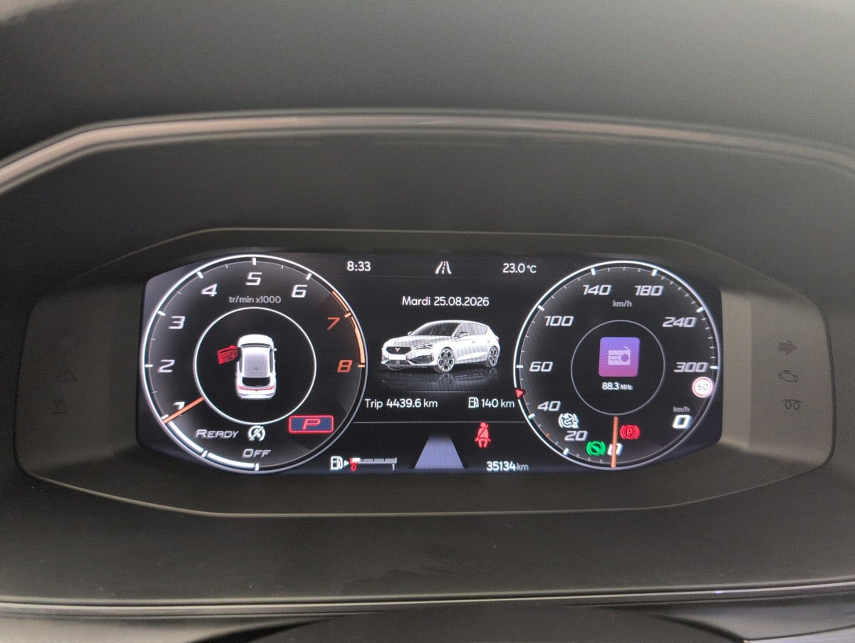 Cupra Leon — photo 23