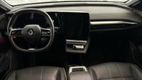 Renault Mégane E-Tech Electric EV60 220ch Iconic super charge — photo 11