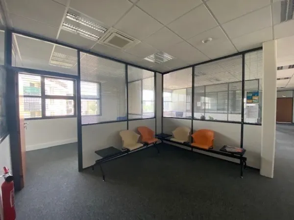 Bureau 400 m²