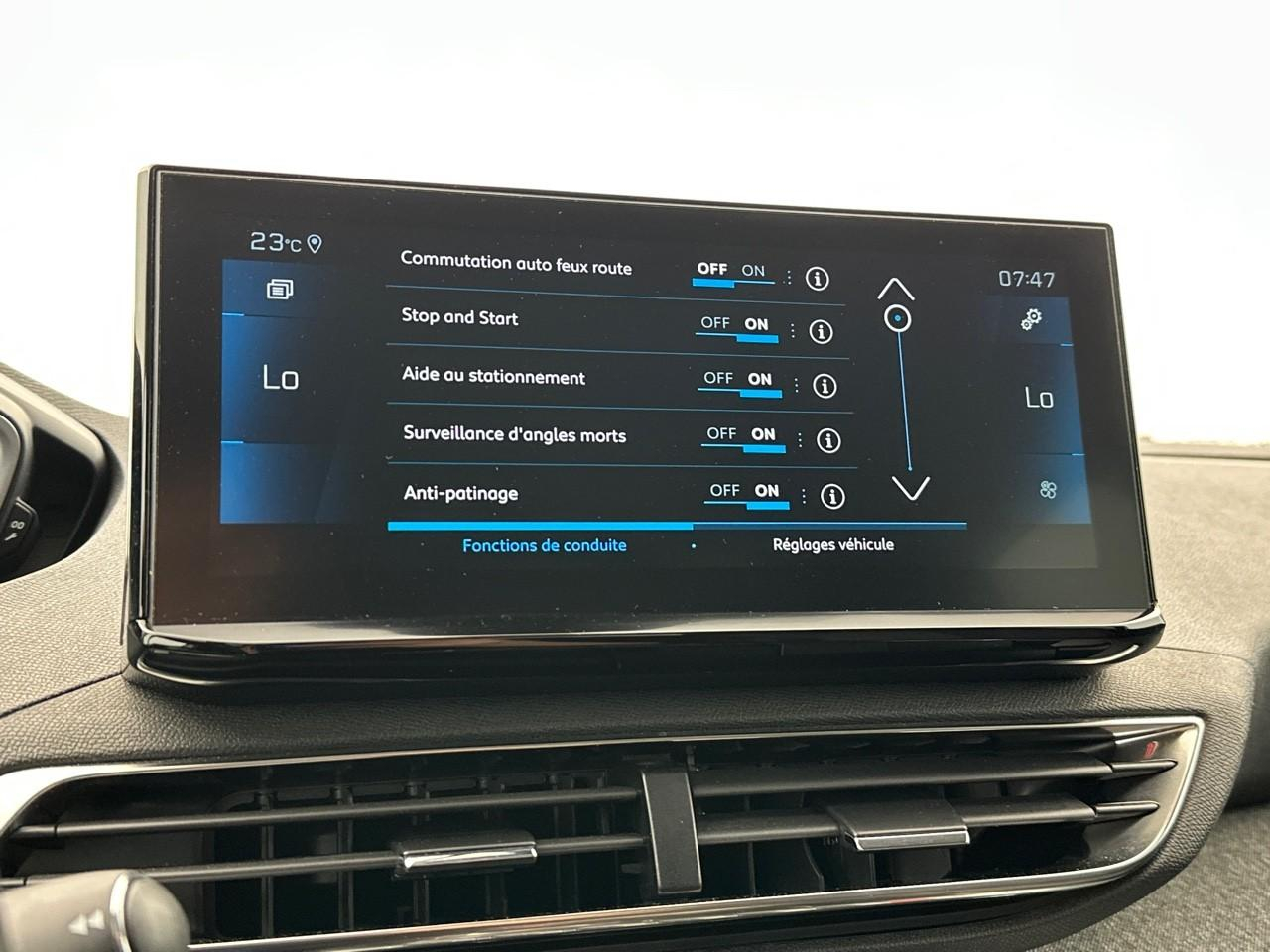 Peugeot 3008 puretech 130ch s&s eat8 allure pack — photo 23