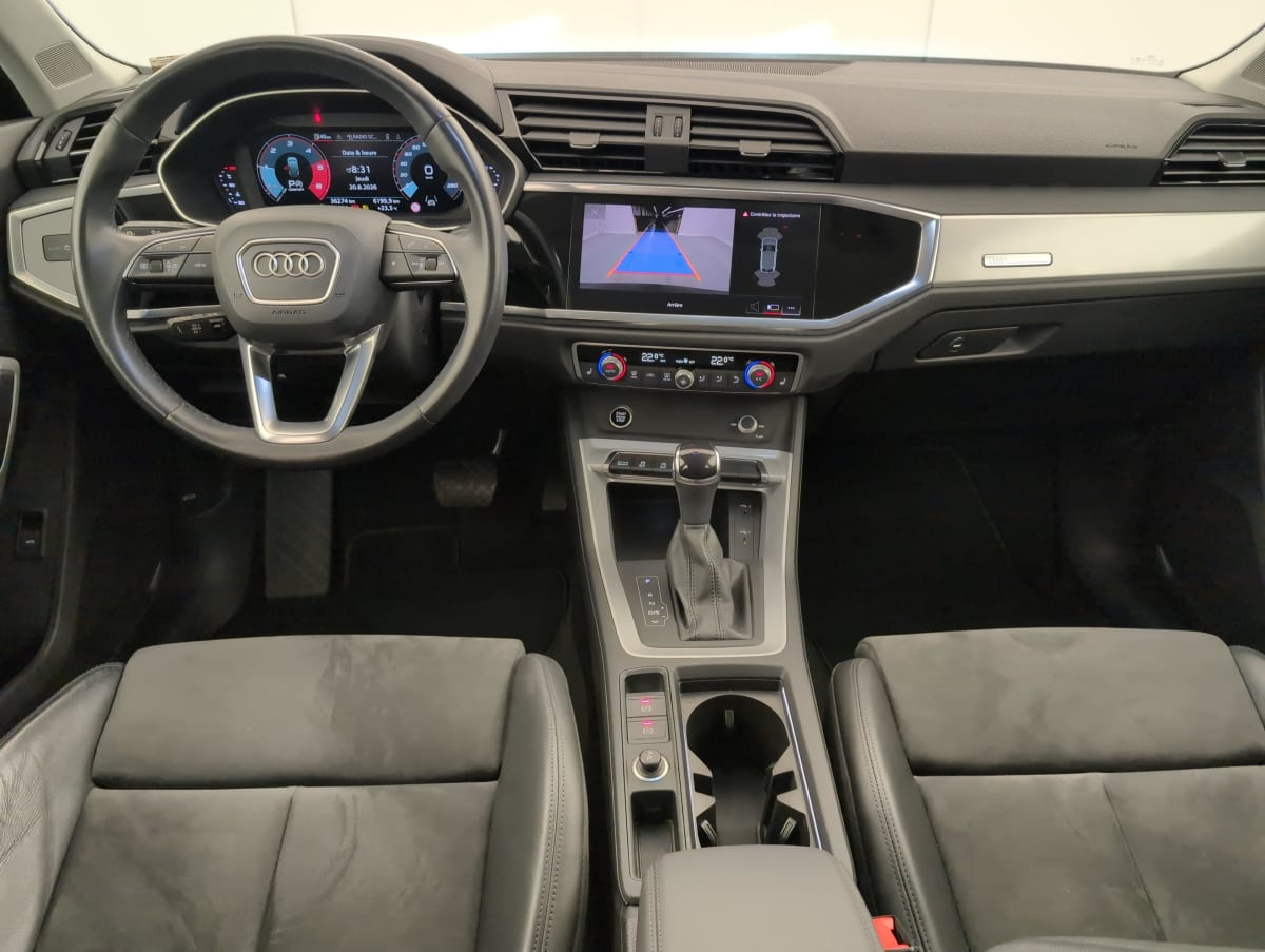 Audi Q3 Sportback — photo 13