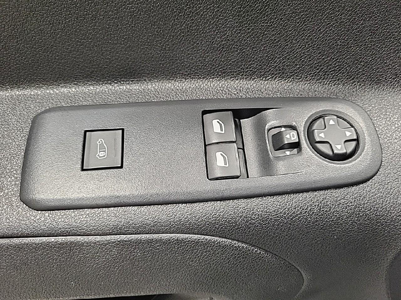 Citroën Berlingo van m 650 bluehdi 100 s&s driver — photo 23