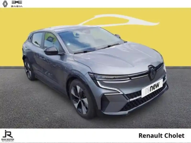 Renault Megane e-tech electric ev40 130ch equilibre standard charge -b — photo 2
