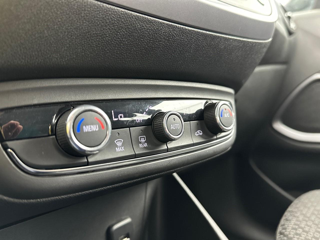 Opel Crossland 1.2 turbo 110 ch bvm6 edition — photo 27