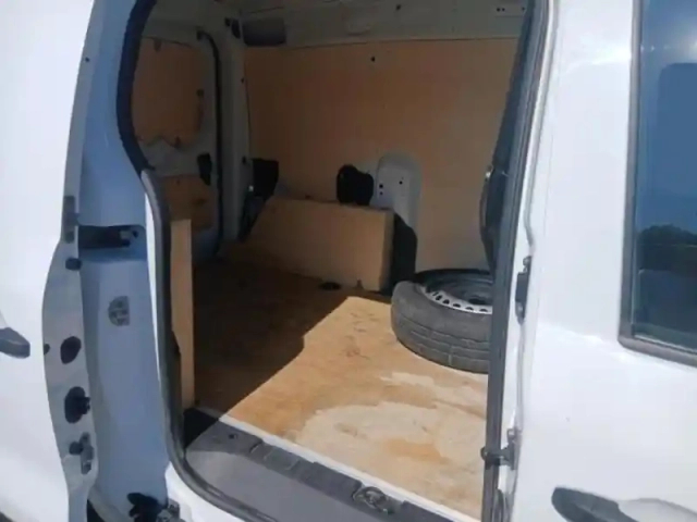 Renault Express Van 1.5 blue dci 95ch confort 22 — photo 12