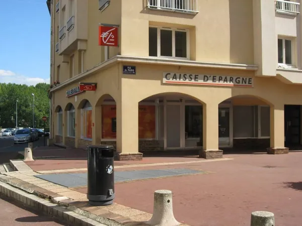 Local commercial 74 m²