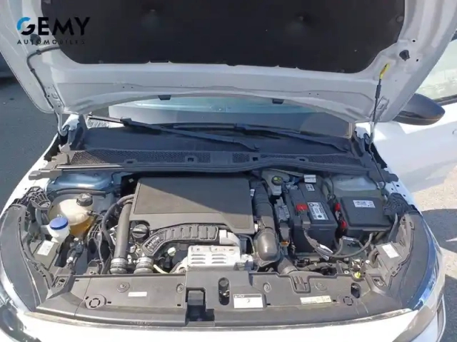 Peugeot 208 puretech 100 s&amp;s bvm6 — photo 13