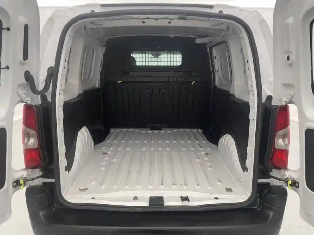 Peugeot Partner fourgon m 650 kg bluehdi 100 s&amp;s bvm6 — photo 43