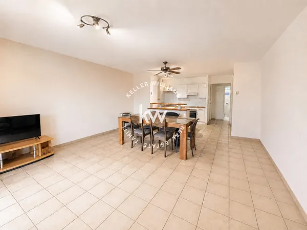 À vendre  F3 avec terrasse, parking couvert et cellier à Pu